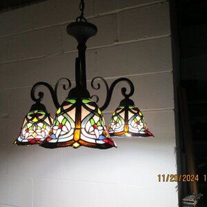 Vintage Tiffany Style 3 Lamp Light Shade Chandelier Scrolled Arms Bronze Finish